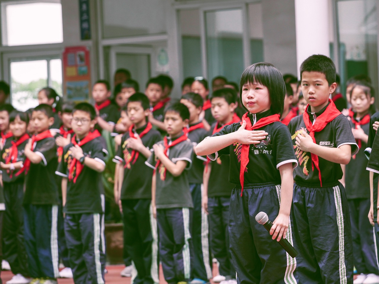 小学生の遠視を改善するための効果的な方法は？