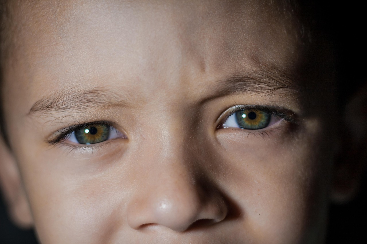 子どもの目の筋肉を柔軟にするためのトレーニング方法は？