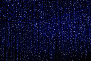 子どもがブルーライトを浴びることで偏頭痛が起こる原因は？