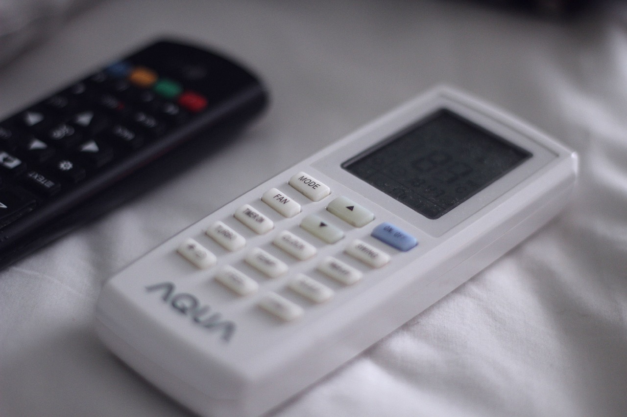 エアコンの暖房が引き起こすドライアイ対策は？