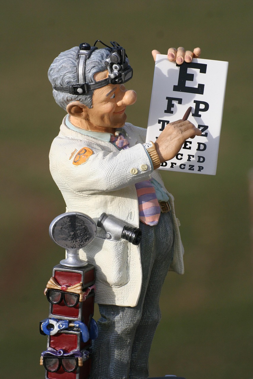 眼科の視力検査結果の見方を詳しく解説しますか？